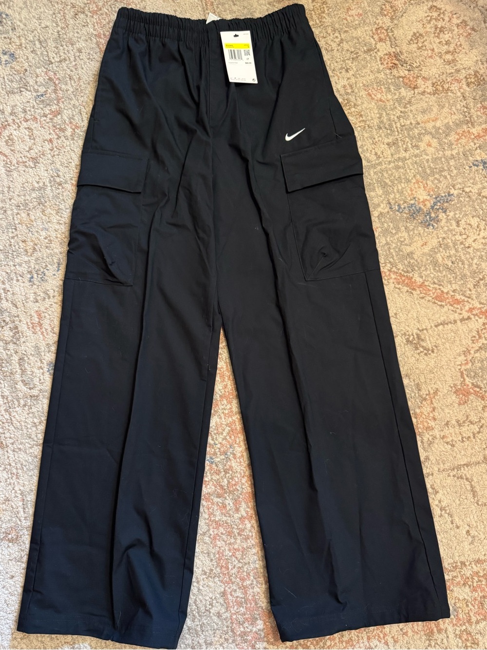 Nike Sportswear Women's Mid-Rise Oversized Woven Cargo Pants